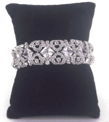 Silver Princess Stone Bangle – Timeless Elegance and Sparkle for USA Fashion Lovers