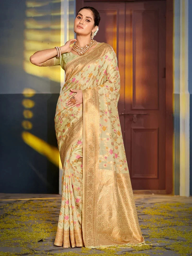 Cream Banarasi Silk Heavy Saree – Elegant Designer Wedding & Festive Saree in USA