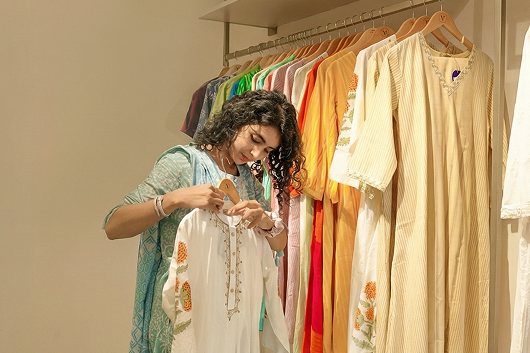 What to Look for When Buying Ethnic Wear in the USA