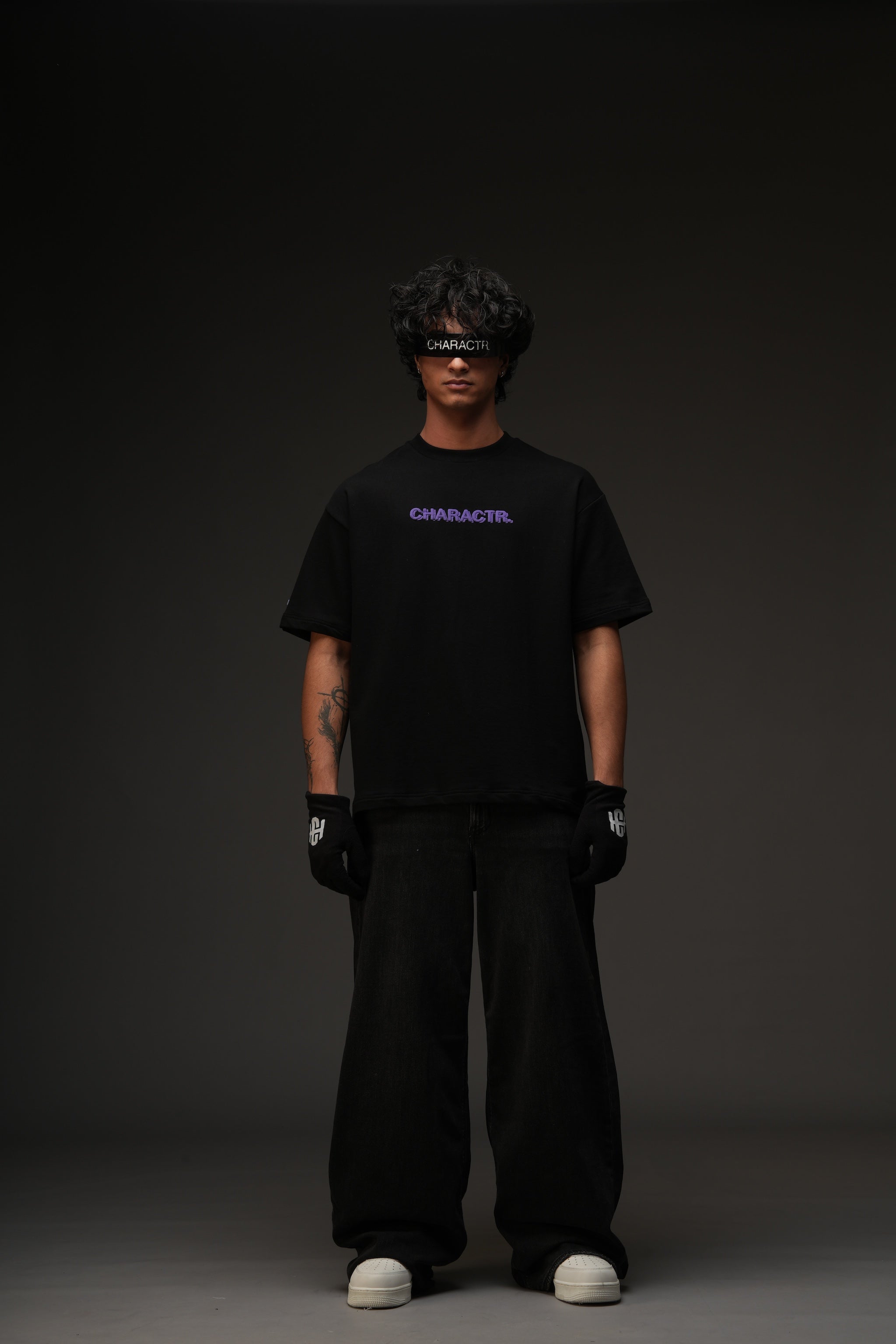 CHARACTR. Oversized Graphic T-Shirt – “THE FORTUNE”  Black Edition