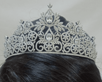 Royal Regal Crystal Tiara – Silver Floral Majesty