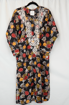 Black Floral Embroidered Chikankari-Style Kurta