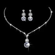 Sparkling Solitaire Pendant Set