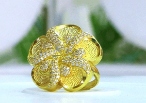 Golden Bloom Designer Ring