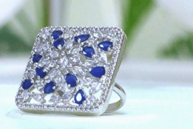 Royal Blue Teardrop Stone Square Cocktail Ring